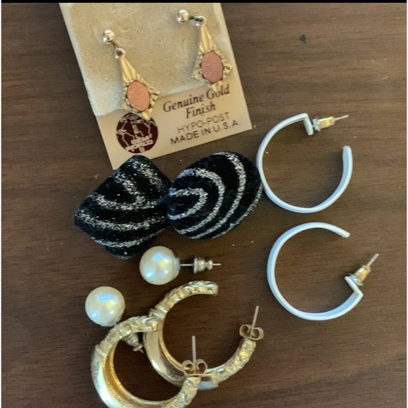 Pierced Earring Collection (R3) - Picture 4 of 4
